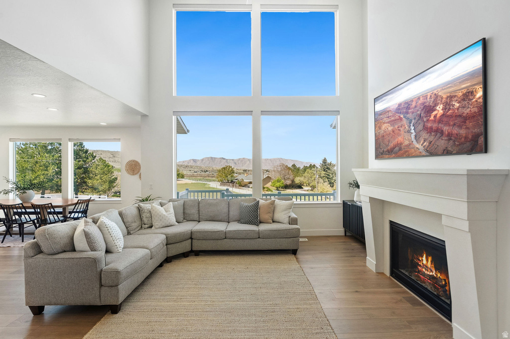 686 W EAGLECREST CIR Elk Ridge, UT 84651