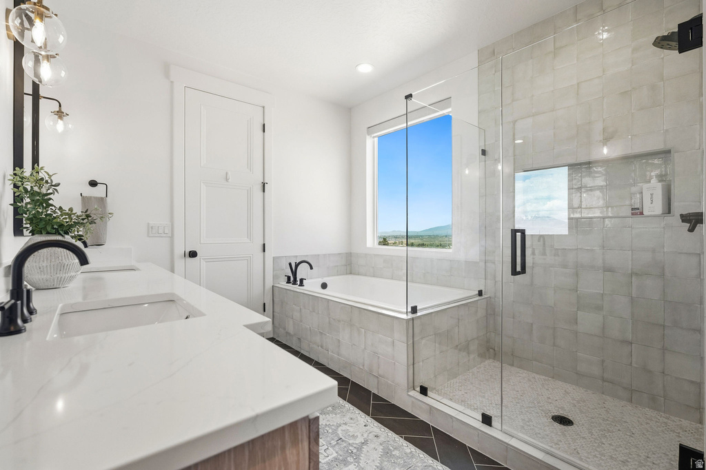 686 W EAGLECREST CIR Elk Ridge, UT 84651