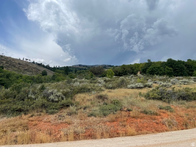 2930 N ELK HOLLOW DR Sandy, UT 84092