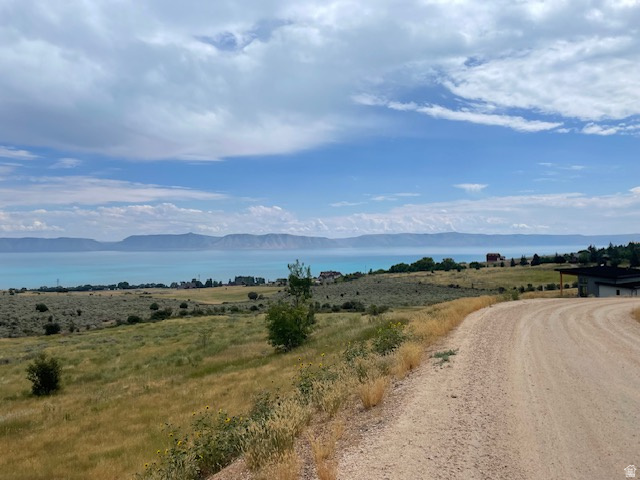 2930 N ELK HOLLOW DR Sandy, UT 84092