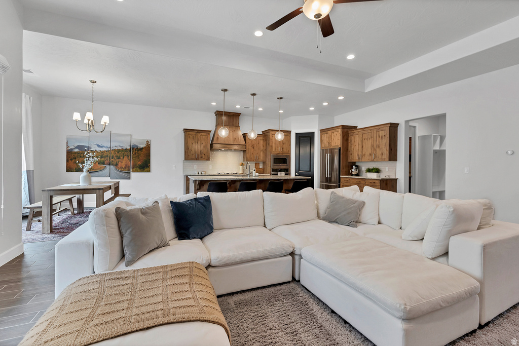 2985 W SESIA WAY St George, UT 84770