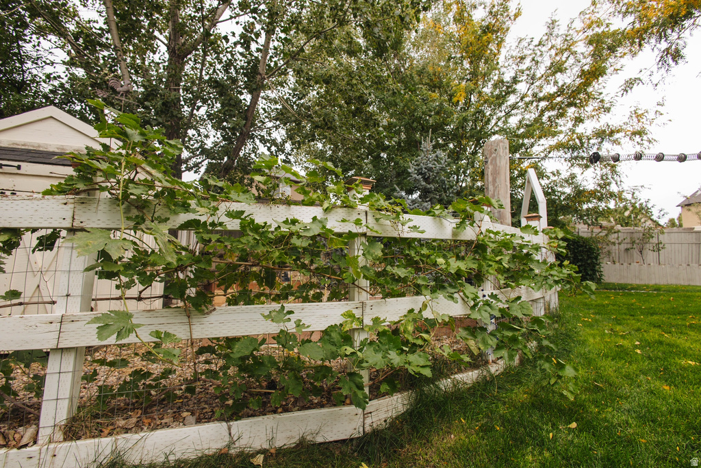 7715 N DECRESCENDO DR Eagle Mountain, UT 84005