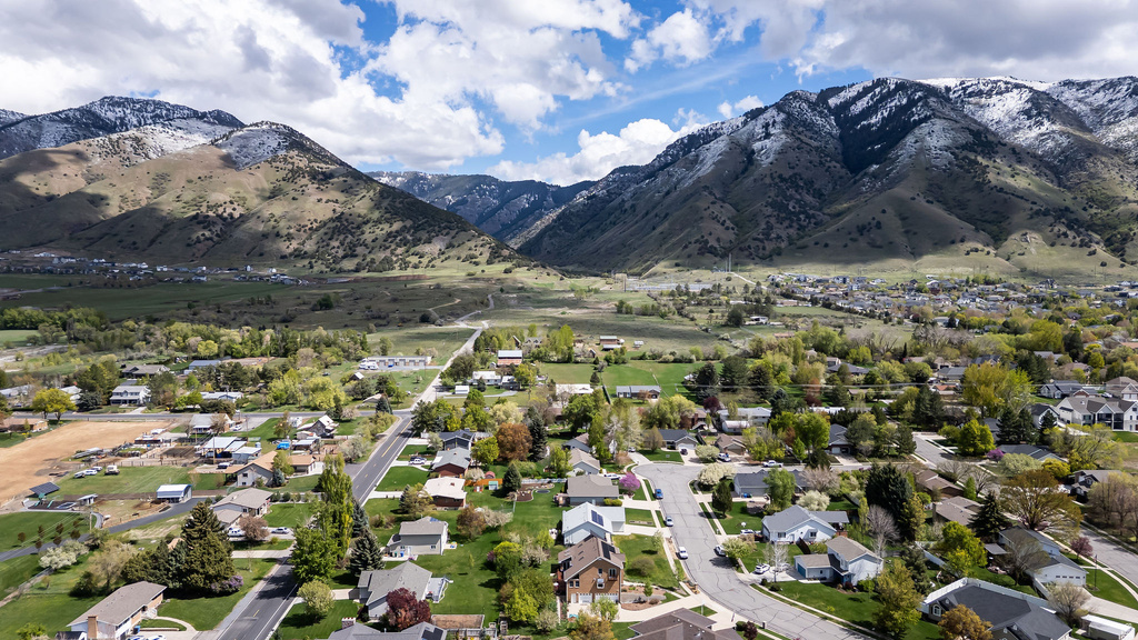 1511 E 2050 N North Logan, UT 84341