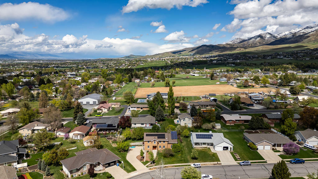 1511 E 2050 N North Logan, UT 84341