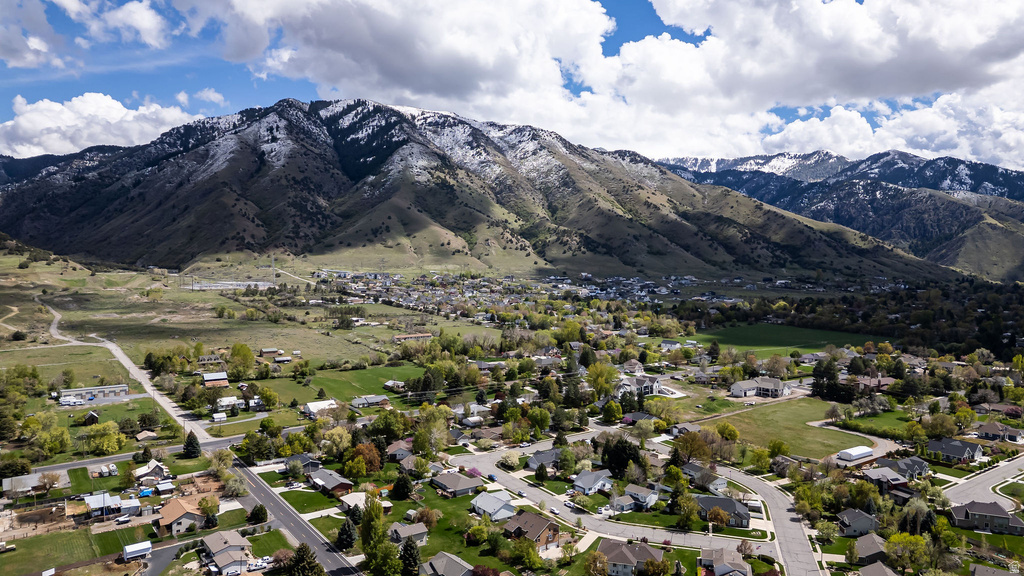 1511 E 2050 N North Logan, UT 84341