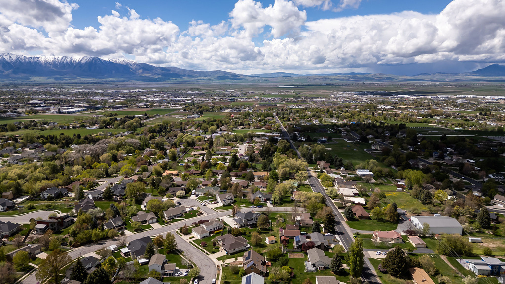 1511 E 2050 N North Logan, UT 84341