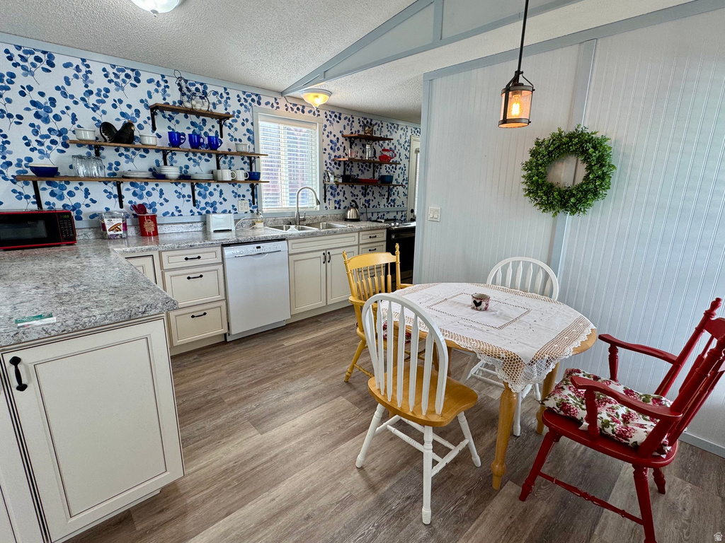 972 E RIDGEWAY LOOP #228 Garden City, UT 84028