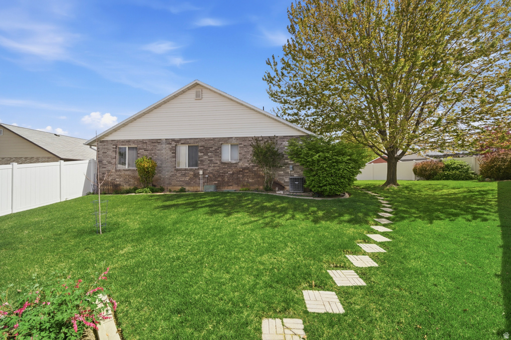 5145 S 350 E Washington Terrace, UT 84405