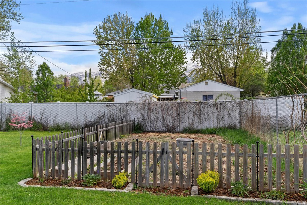 480 N 100 E Kaysville, UT 84037