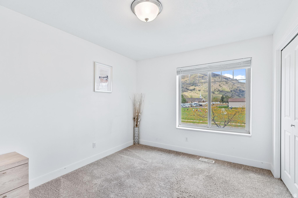 222 S 1170 E Hyrum, UT 84319