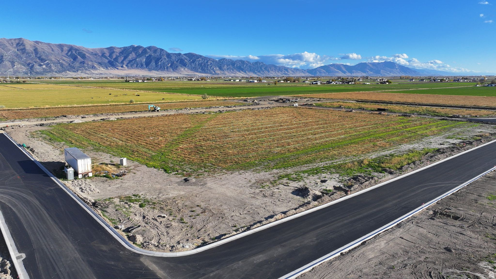 10890 N 8325 W Tremonton, UT 84337