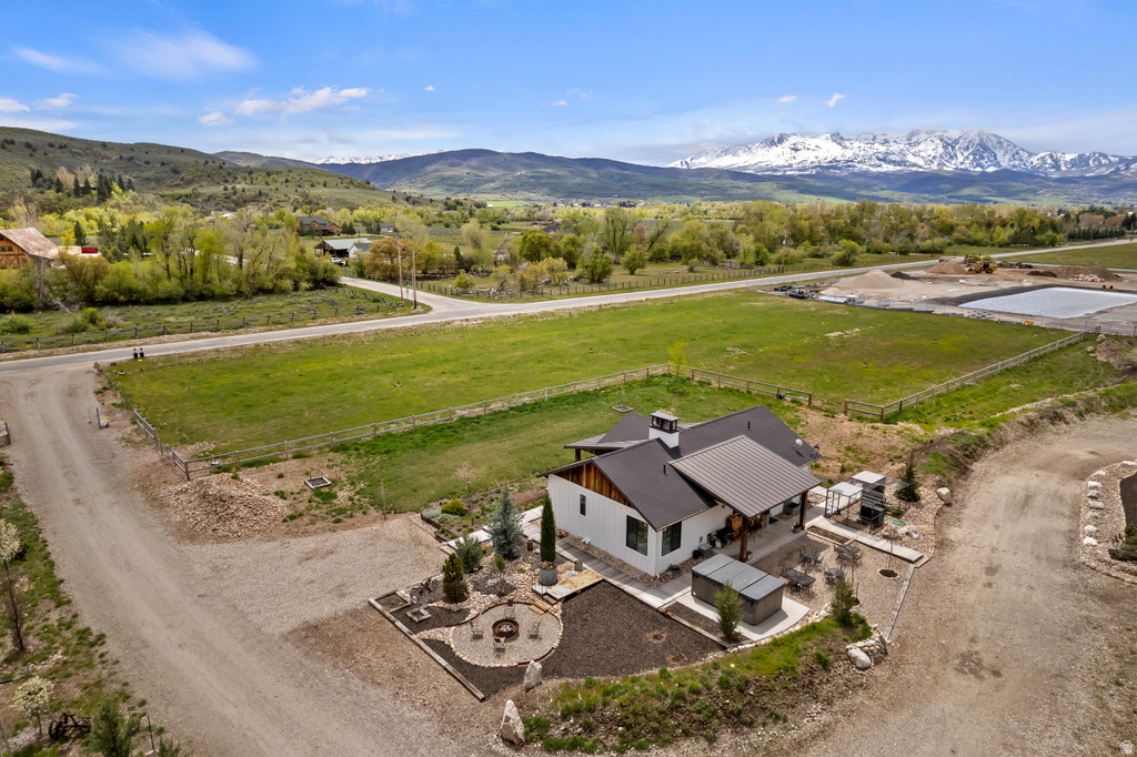 10004 E 325 S Huntsville, UT 84317