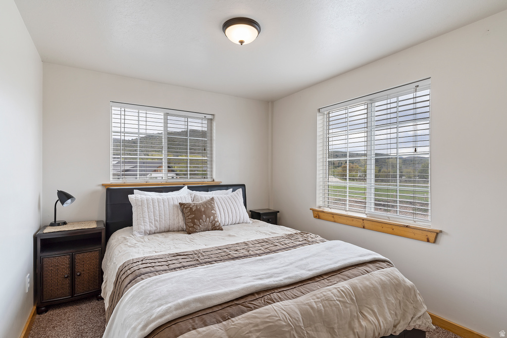 10004 E 325 S Huntsville, UT 84317