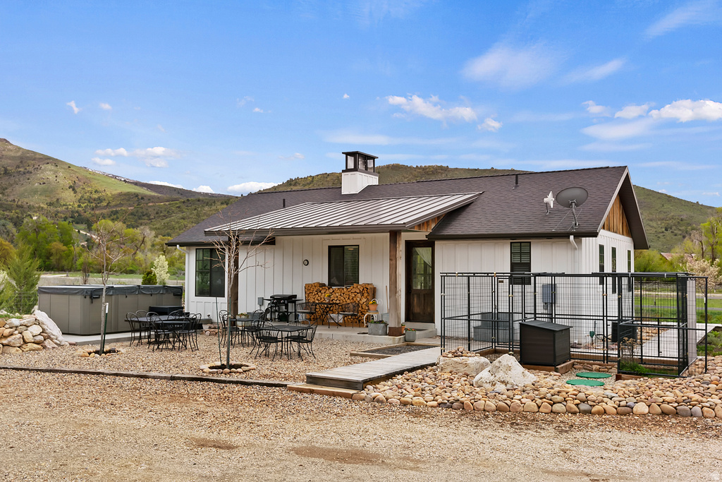 10004 E 325 S Huntsville, UT 84317