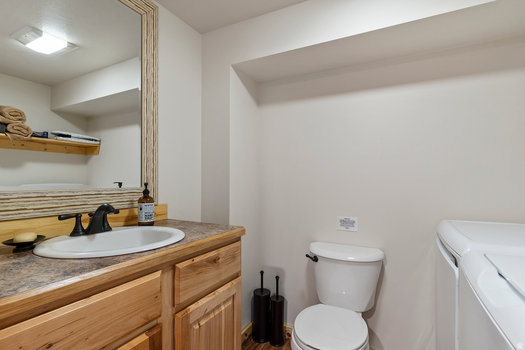 10004 E 325 S Huntsville, UT 84317