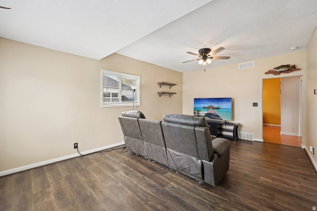 2648 S 8800 W Magna, UT 84044