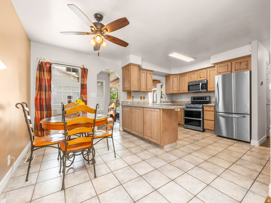 1239 SHERIDAN DR Ogden, UT 84404