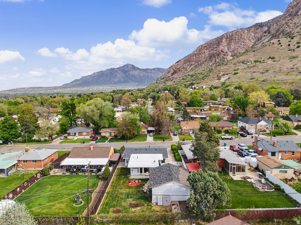 1239 SHERIDAN DR Ogden, UT 84404