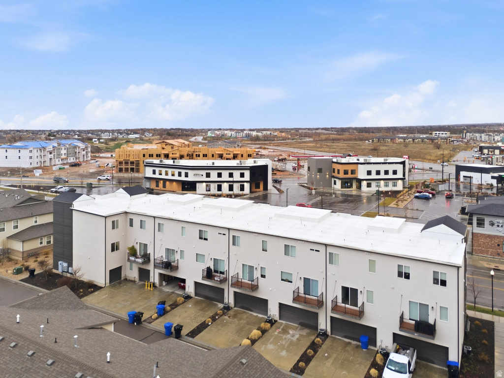 1196 W CLARK LN Farmington, UT 84025