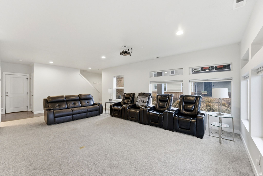 1196 W CLARK LN Farmington, UT 84025