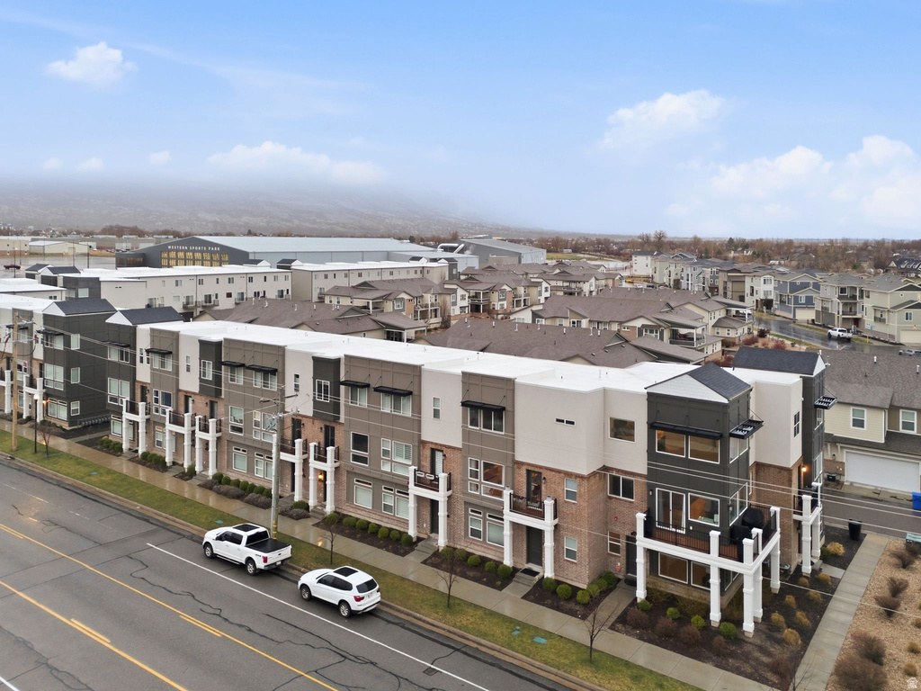 1196 W CLARK LN Farmington, UT 84025