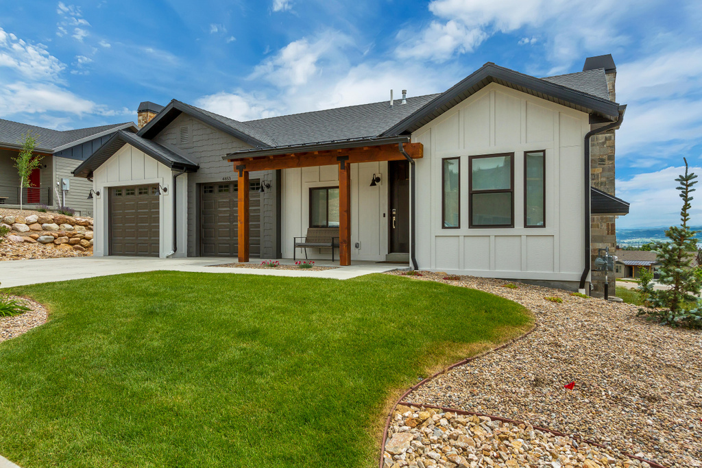 4853 E PADDLEFORD DR Eden, UT 84310