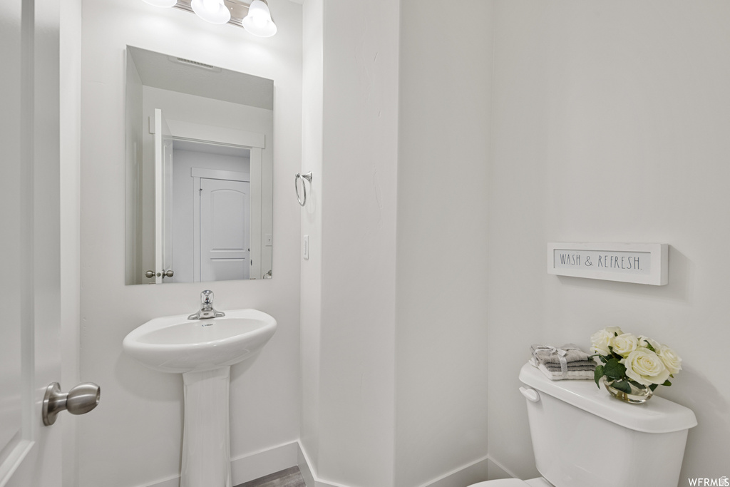 166 E CRANER PEAK DR Eagle Mountain, UT 84005