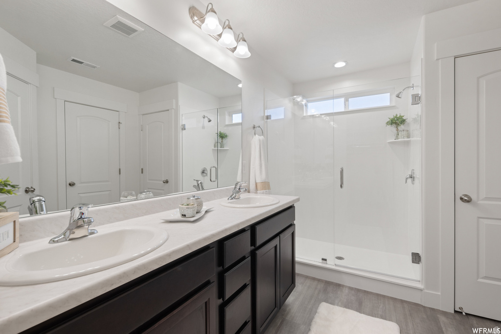 166 E CRANER PEAK DR Eagle Mountain, UT 84005