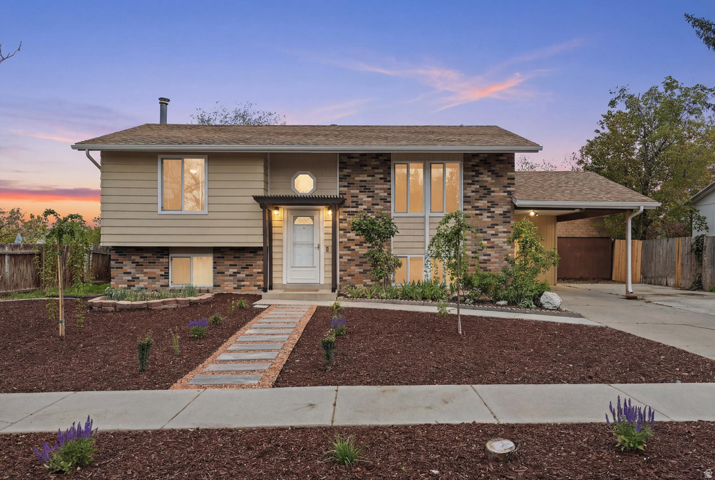 5997 S GINGER ST Taylorsville, UT 84129