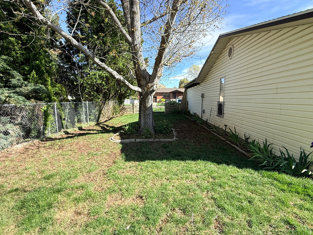 3453 W 5300 S Roy, UT 84067