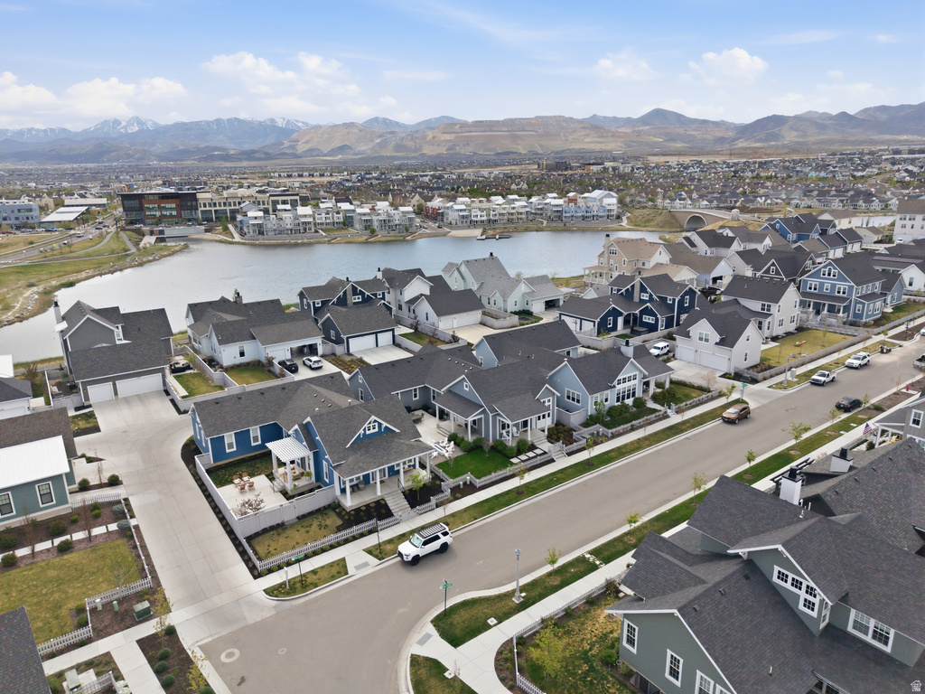 11072 S PADDLE BOARD WAY #349 South Jordan, UT 84009