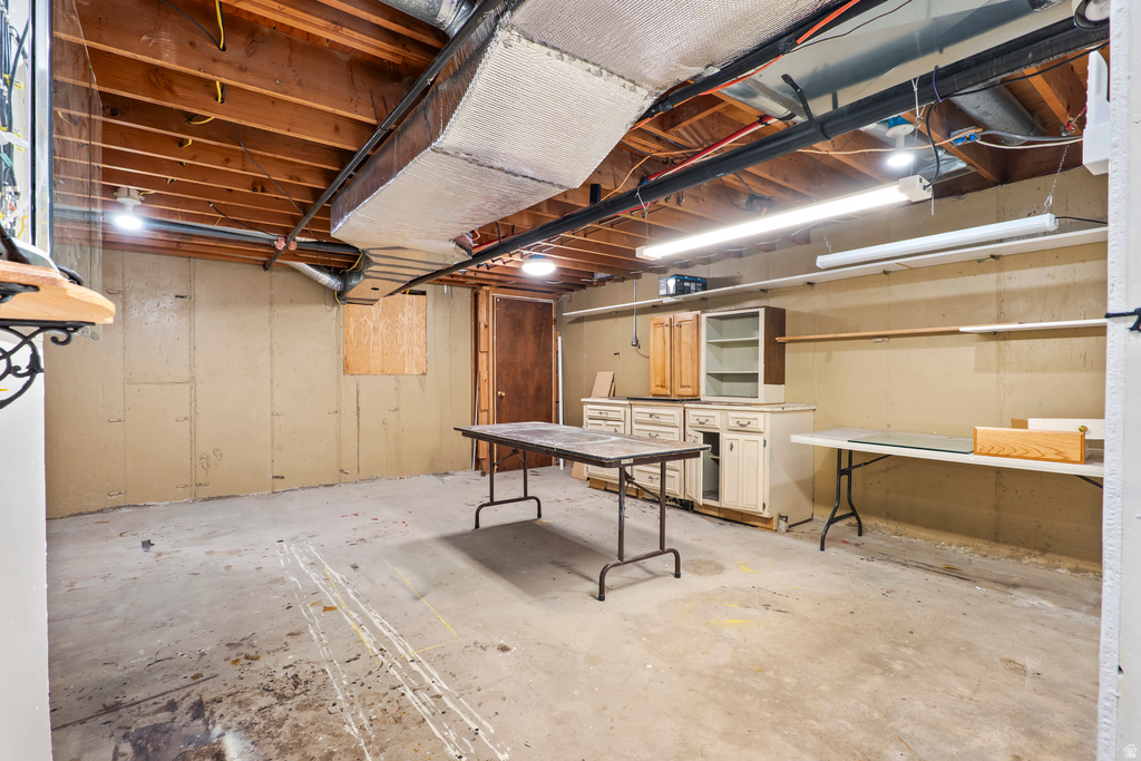 5725 W 9600 N Highland, UT 84003