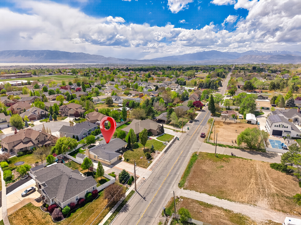 5725 W 9600 N Highland, UT 84003