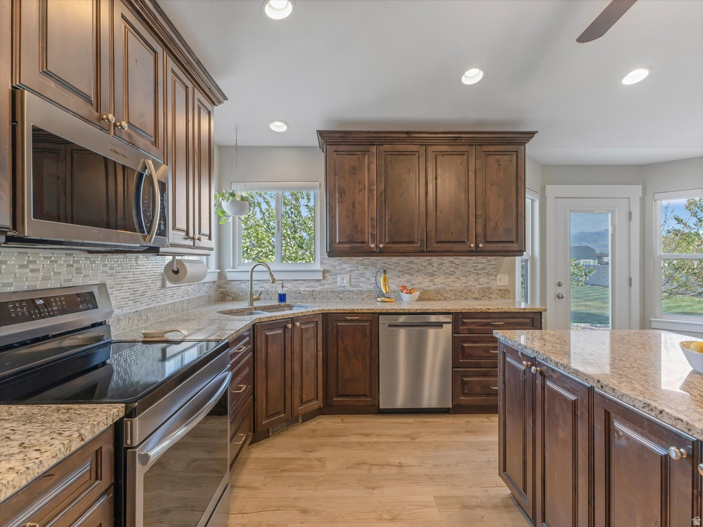 413 S ROADSTER LN Grantsville, UT 84029