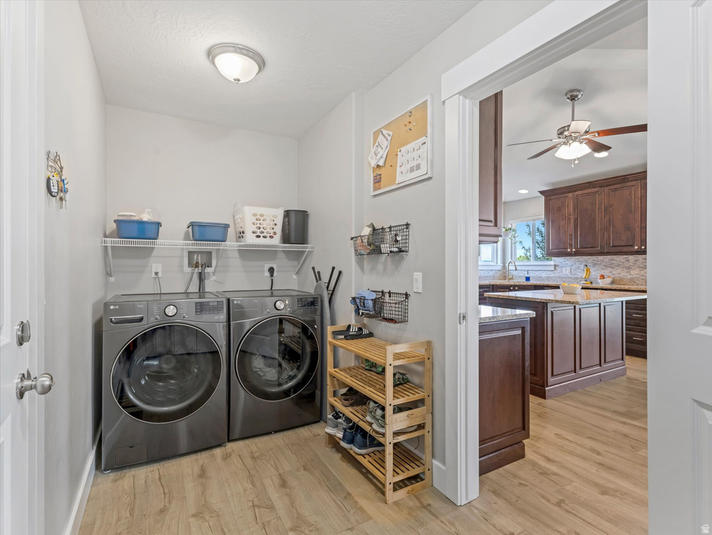 413 S ROADSTER LN Grantsville, UT 84029