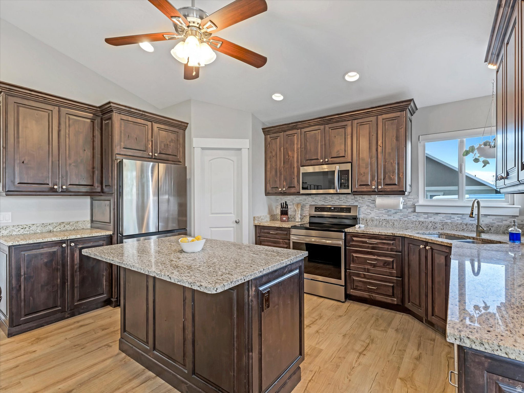 413 S ROADSTER LN Grantsville, UT 84029