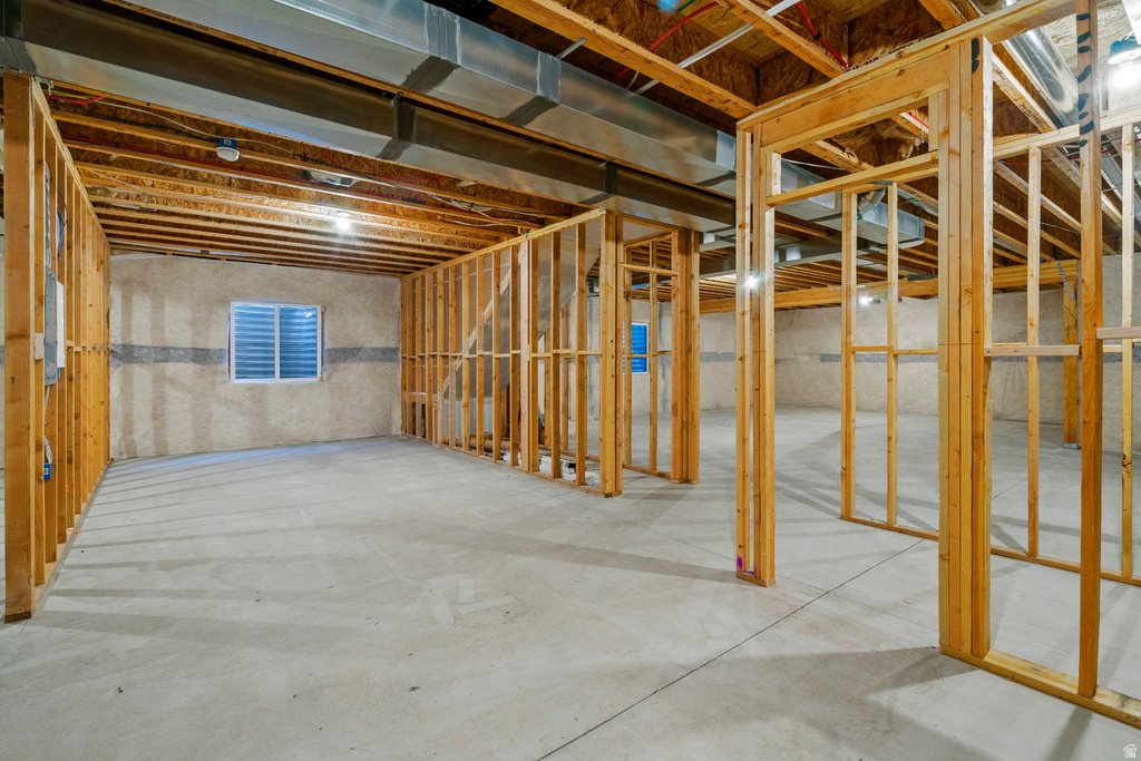 7214 S SAGE RD West Jordan, UT 84081