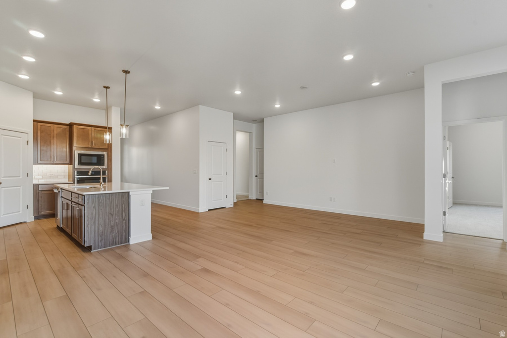 7214 S SAGE RD West Jordan, UT 84081