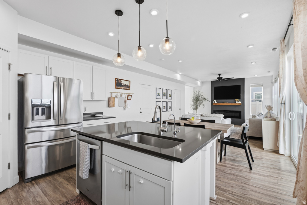 2638 W 3230 S Syracuse, UT 84075