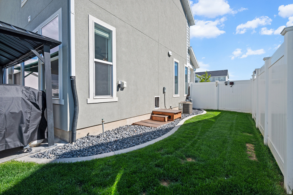 2638 W 3230 S Syracuse, UT 84075