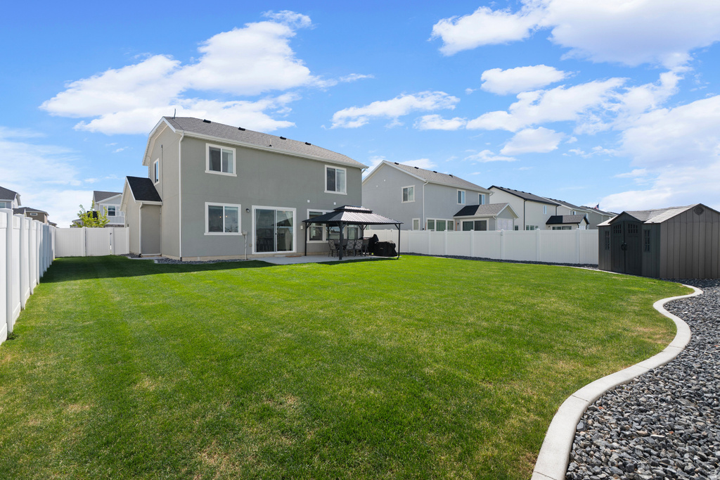 2638 W 3230 S Syracuse, UT 84075