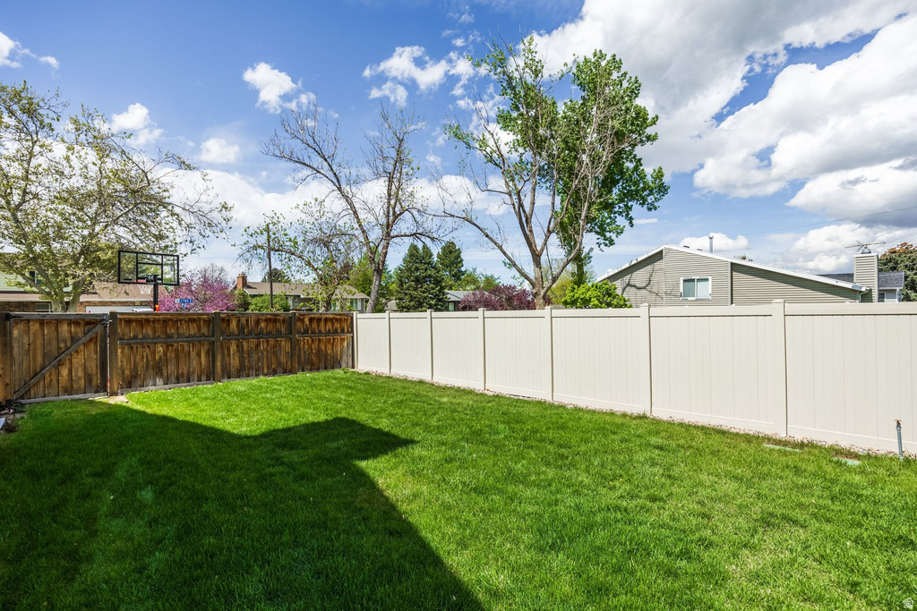 7187 S 2780 E Cottonwood Heights, UT 84121