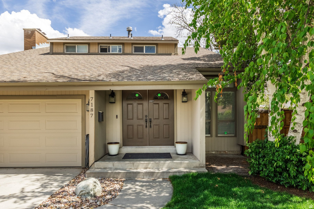 7187 S 2780 E Cottonwood Heights, UT 84121