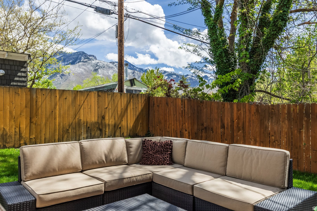 7187 S 2780 E Cottonwood Heights, UT 84121