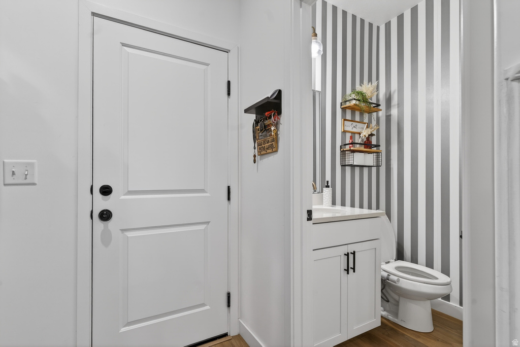 1935 W PARKVIEW DR Syracuse, UT 84075