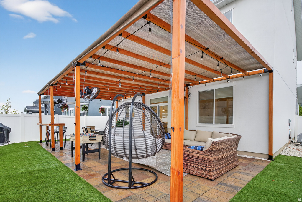 1935 W PARKVIEW DR Syracuse, UT 84075