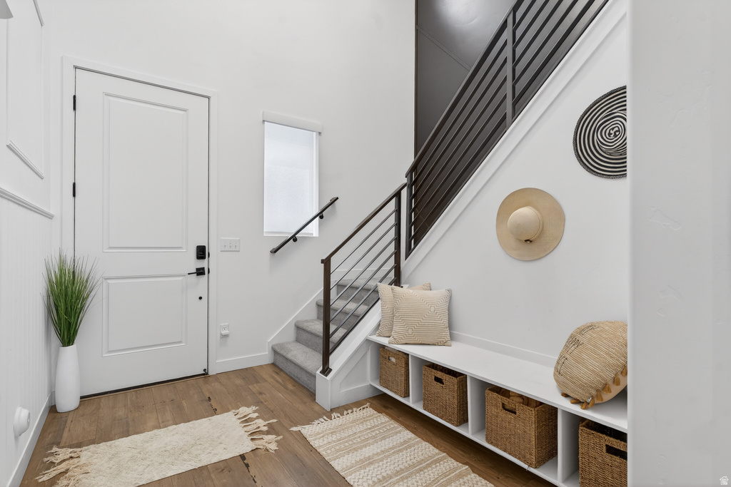 1935 W PARKVIEW DR Syracuse, UT 84075