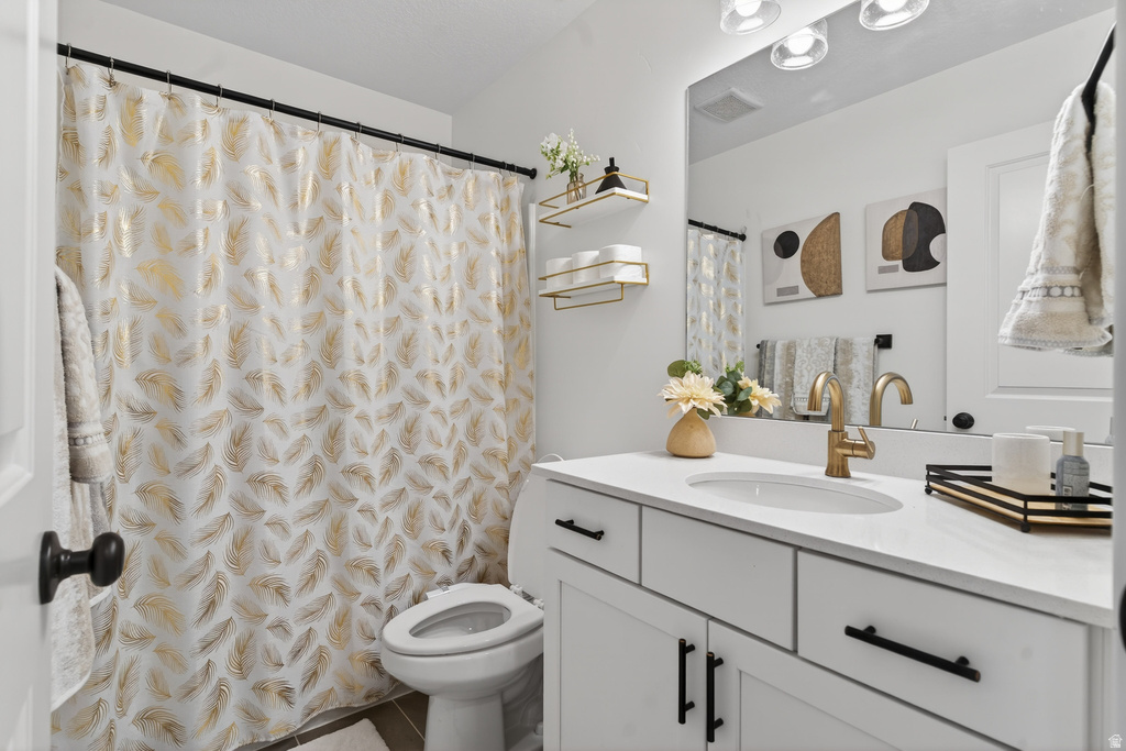 1935 W PARKVIEW DR Syracuse, UT 84075