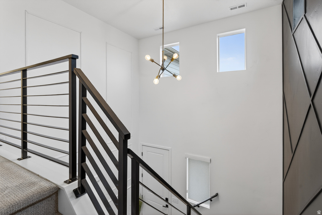 1935 W PARKVIEW DR Syracuse, UT 84075