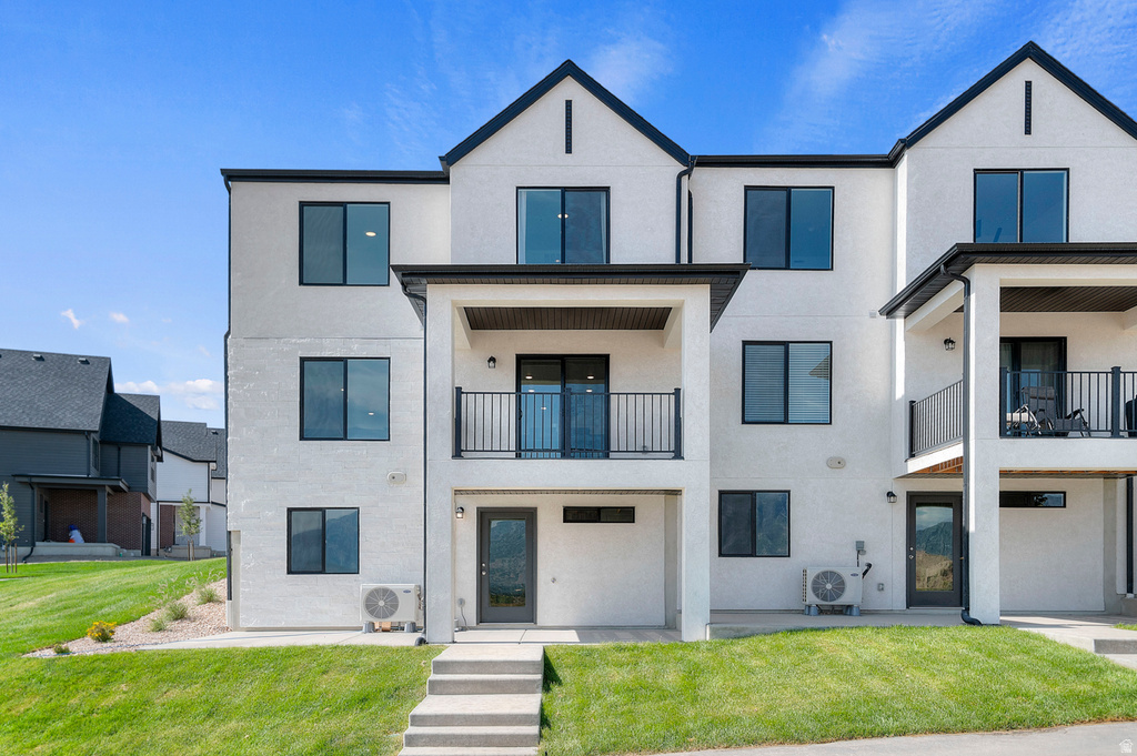 4264 N BUCKSTONE WAY #1363 Lehi, UT 84048